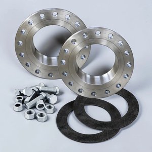 Комплектующие к трубопроводной арматуре: какие прокладки, крепёж и фланцы нужны для монтажа